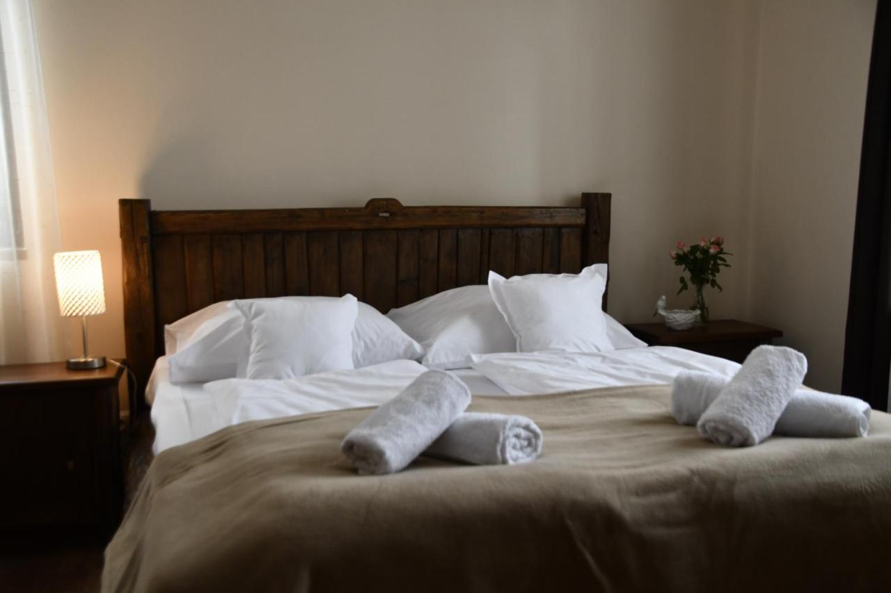 Gosciniec Pod Lubomirem Bed & Breakfast Weglowka  Bagian luar foto