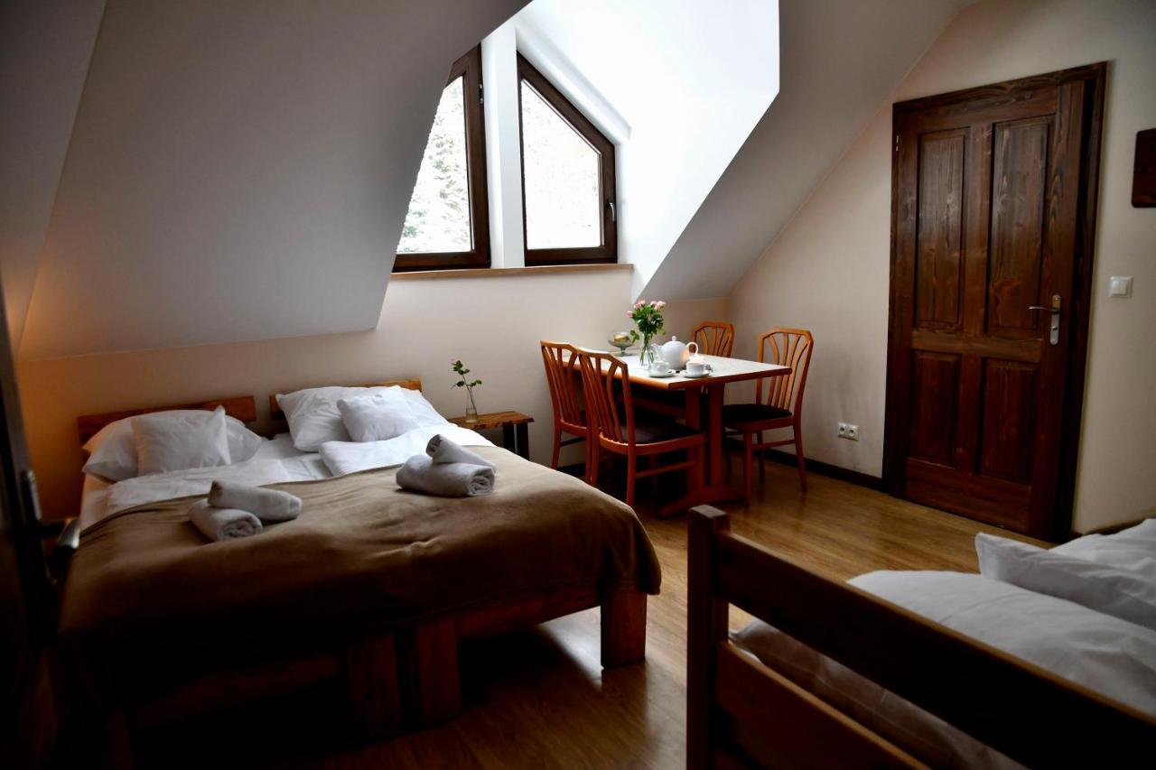 Gosciniec Pod Lubomirem Bed & Breakfast Weglowka  Bagian luar foto