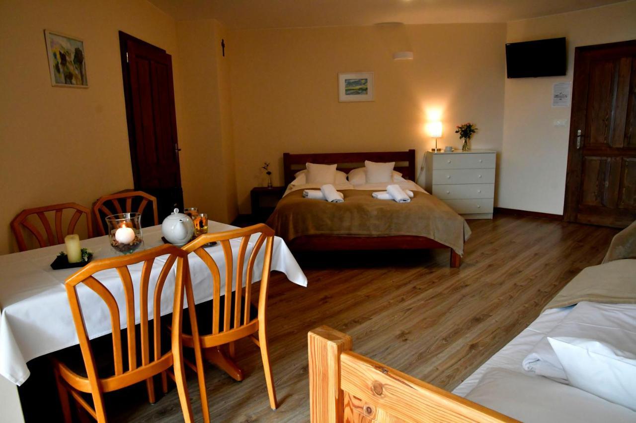 Gosciniec Pod Lubomirem Bed & Breakfast Weglowka  Bagian luar foto