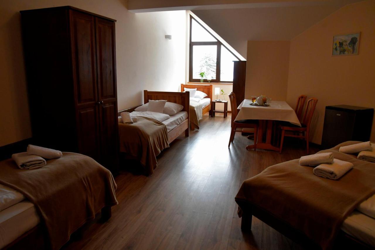 Gosciniec Pod Lubomirem Bed & Breakfast Weglowka  Bagian luar foto