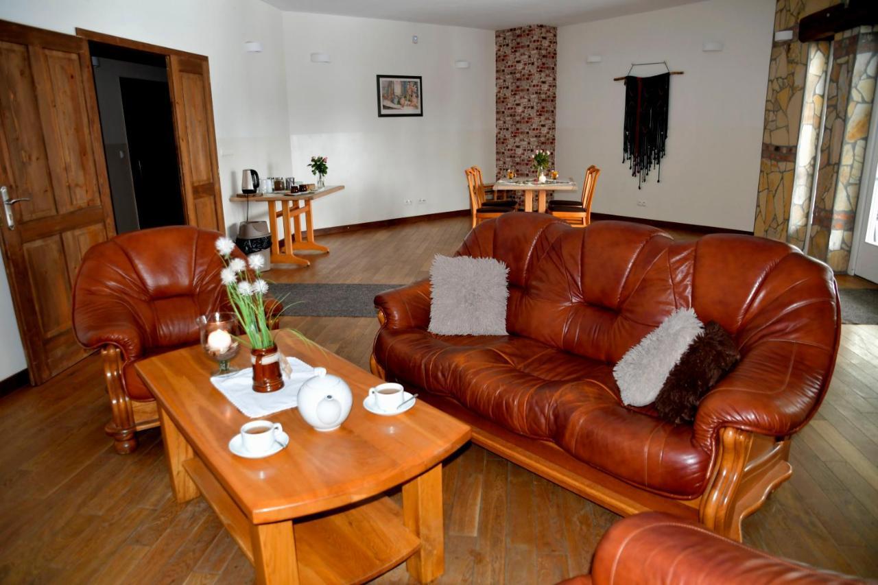Gosciniec Pod Lubomirem Bed & Breakfast Weglowka  Bagian luar foto