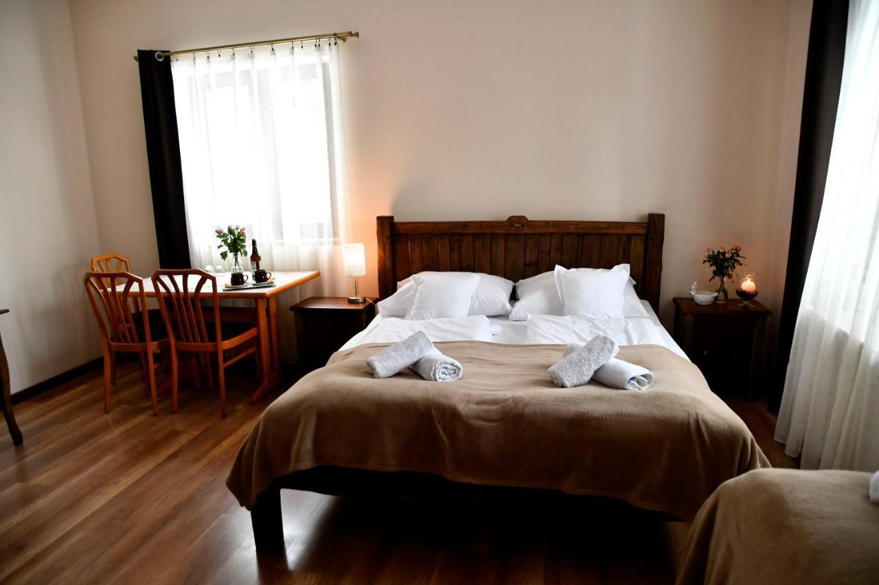 Gosciniec Pod Lubomirem Bed & Breakfast Weglowka  Bagian luar foto