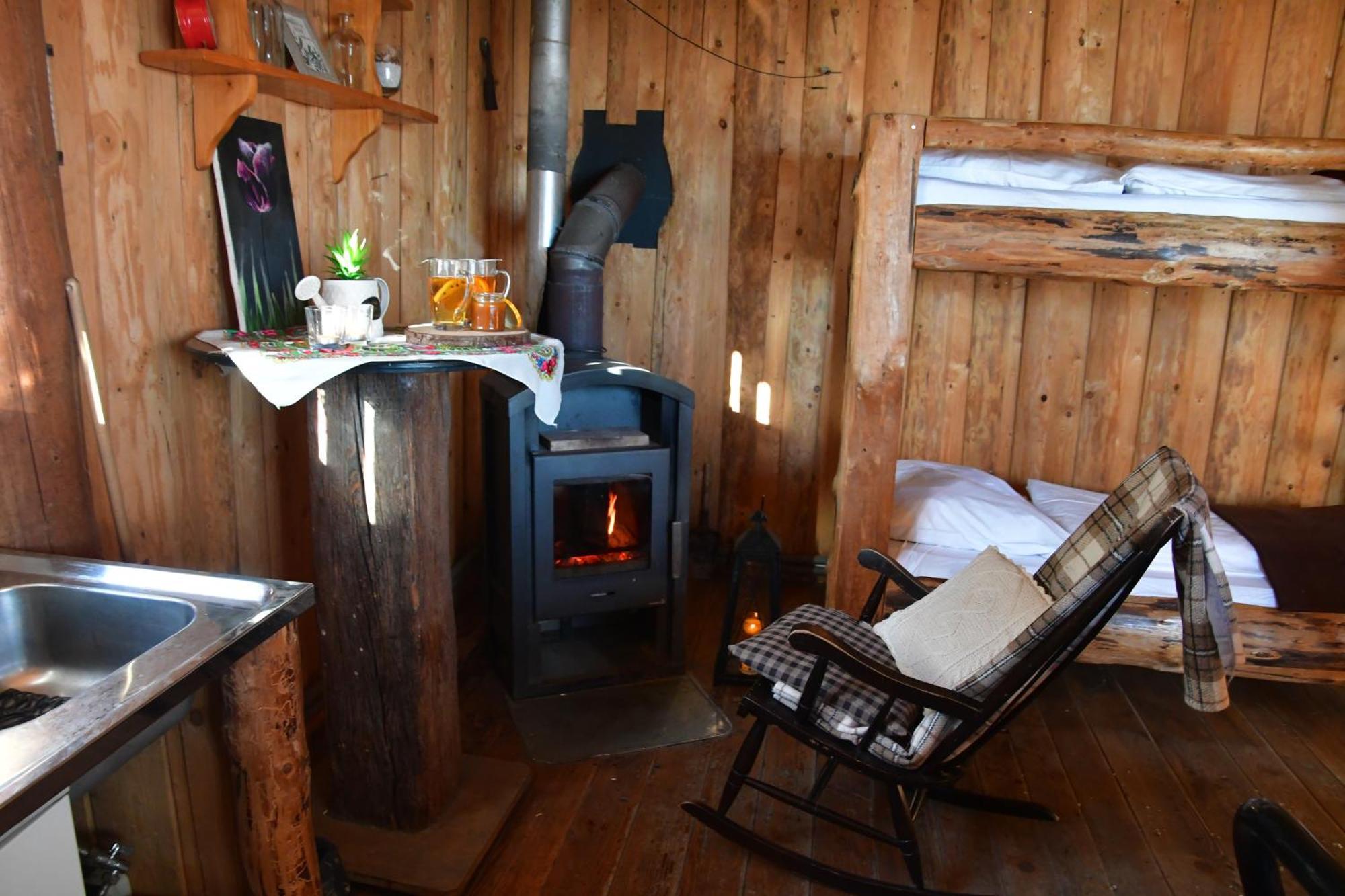 Gosciniec Pod Lubomirem Bed & Breakfast Weglowka  Bagian luar foto