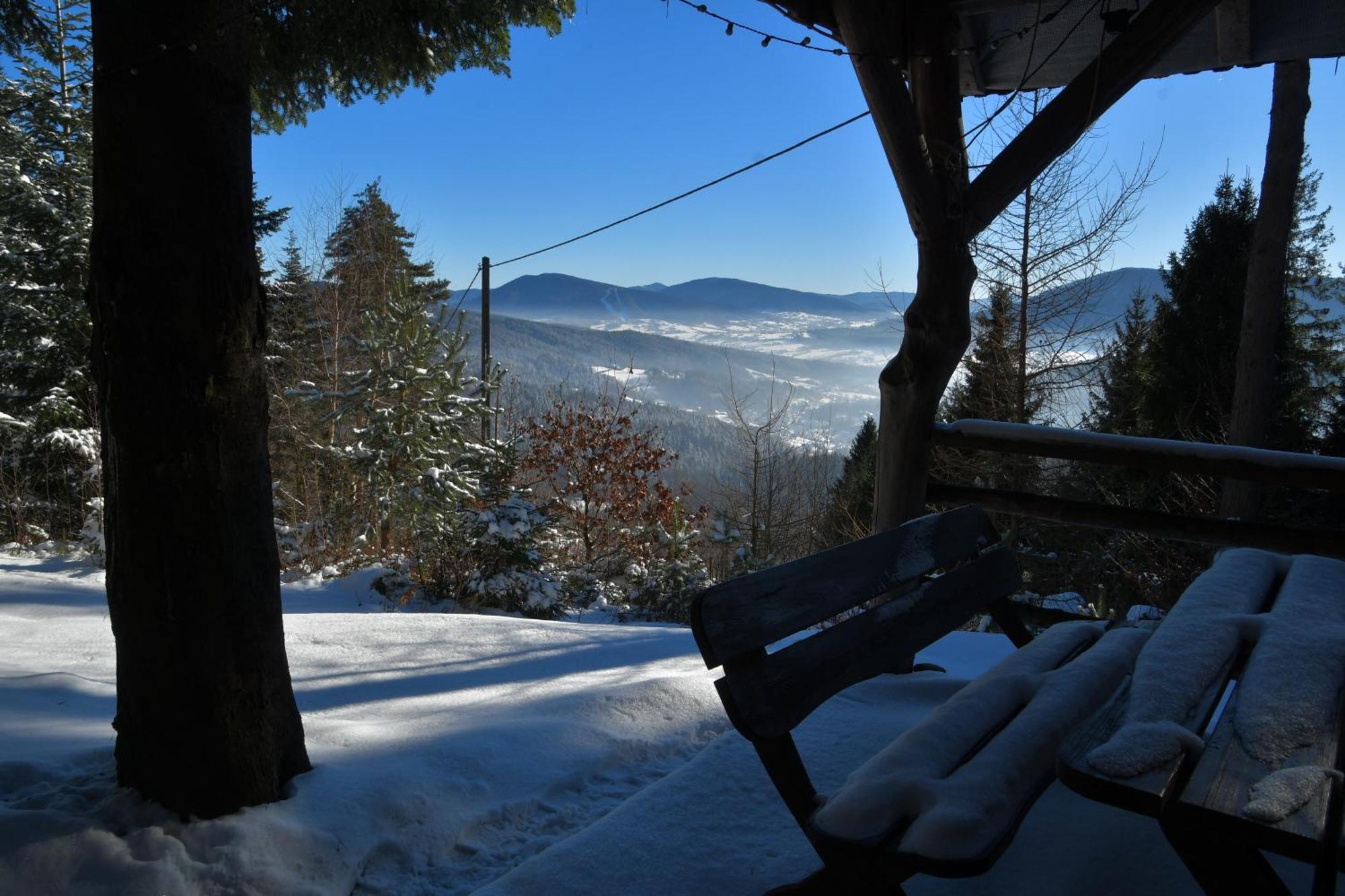 Gosciniec Pod Lubomirem Bed & Breakfast Weglowka  Bagian luar foto