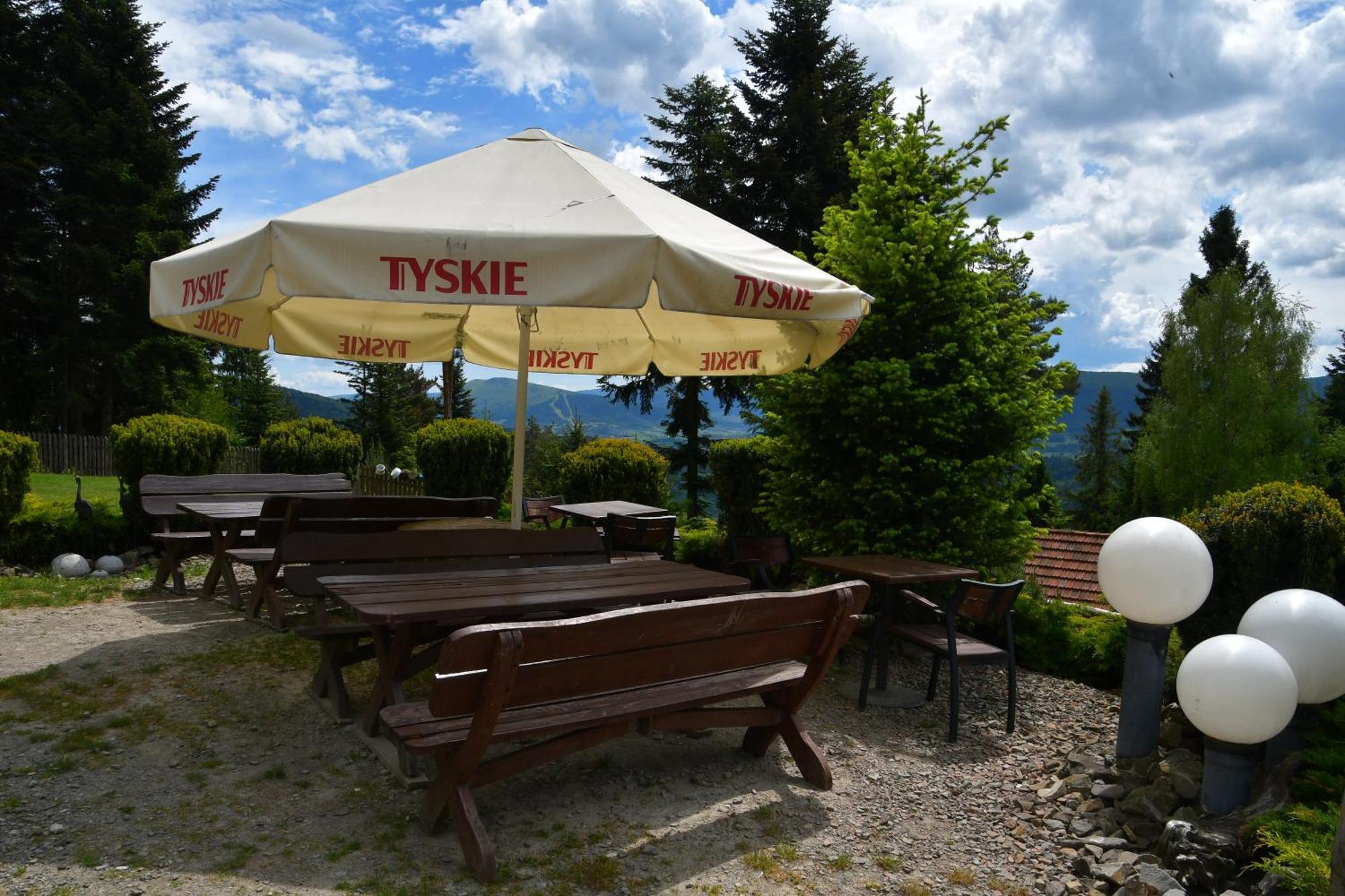 Gosciniec Pod Lubomirem Bed & Breakfast Weglowka  Bagian luar foto