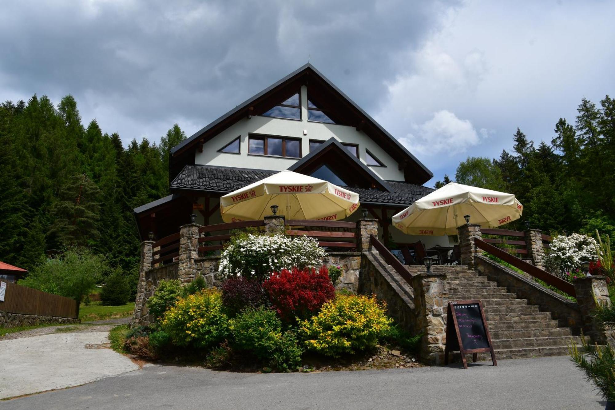 Gosciniec Pod Lubomirem Bed & Breakfast Weglowka  Bagian luar foto