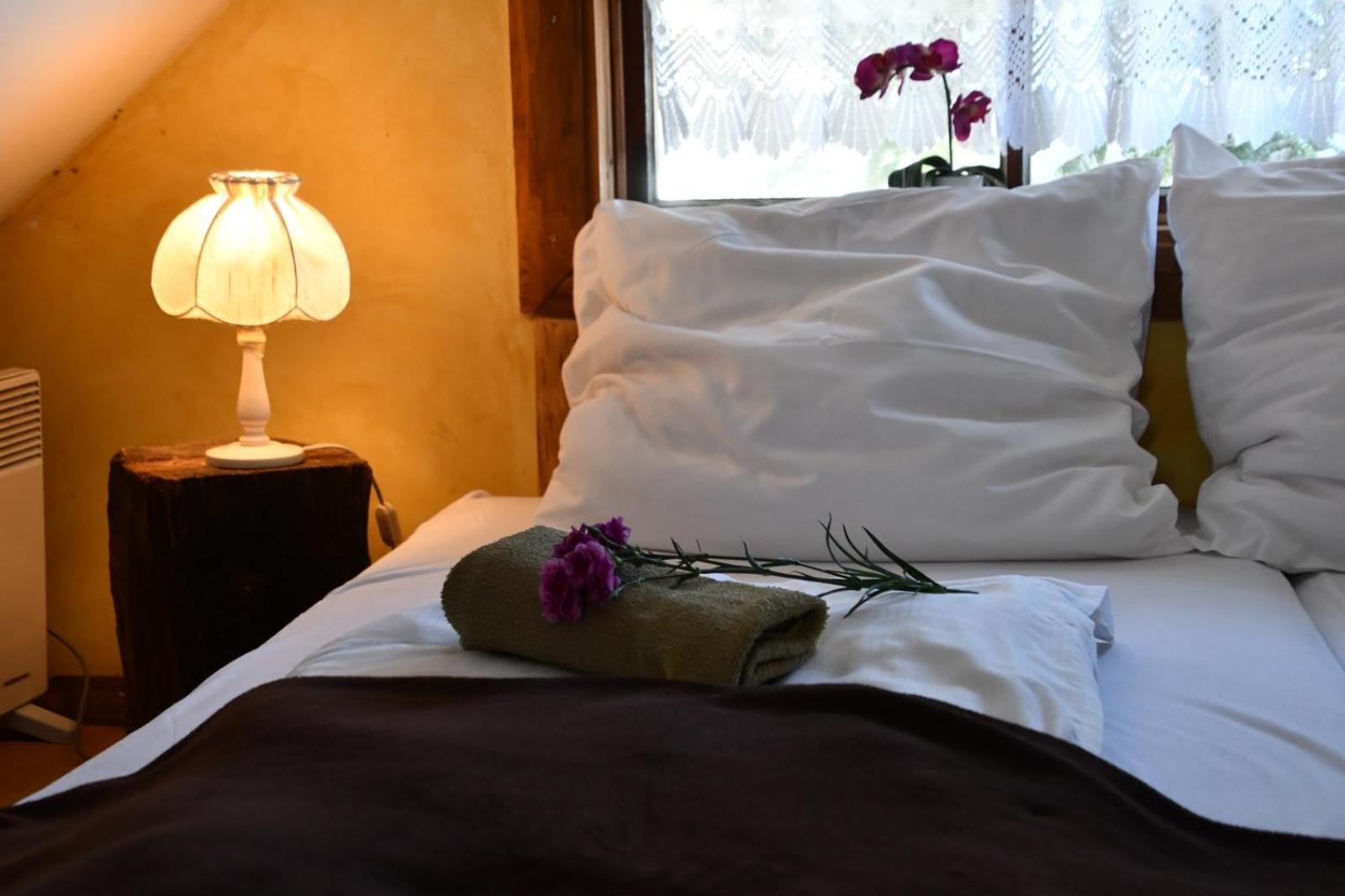 Gosciniec Pod Lubomirem Bed & Breakfast Weglowka  Bagian luar foto